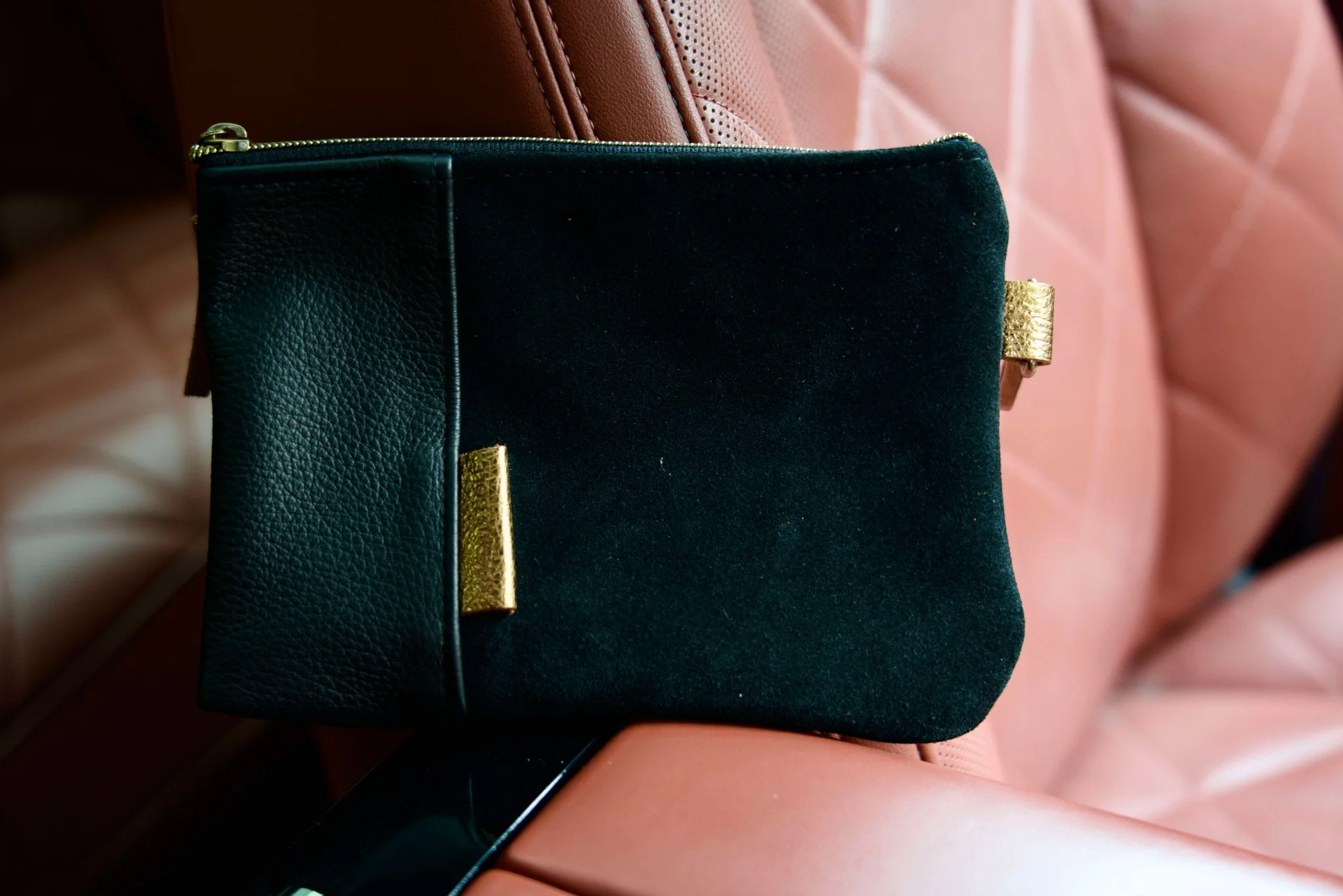 Black Tribeca Zippered Pouch - Image 13