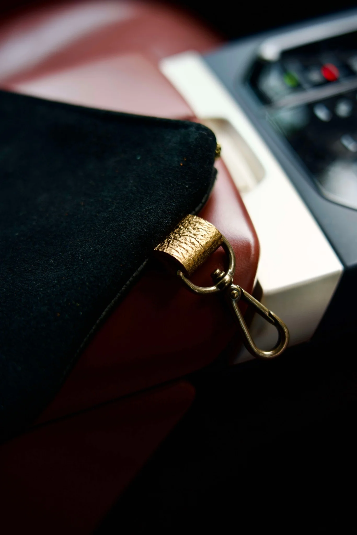 Black Tribeca Zippered Pouch - Image 16