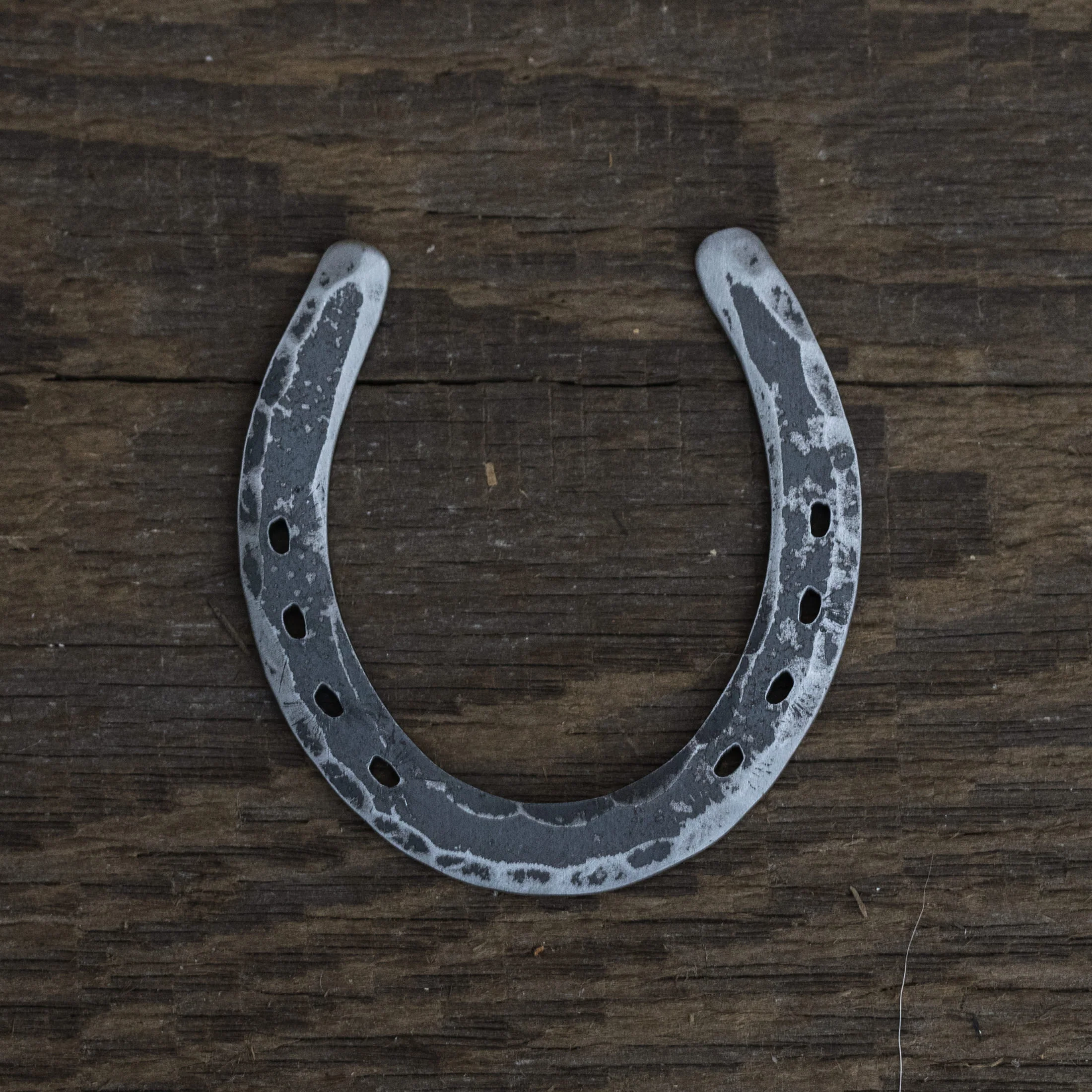 Hand Forged® Lucky Horseshoe Ball Marker - Steel - Image 2