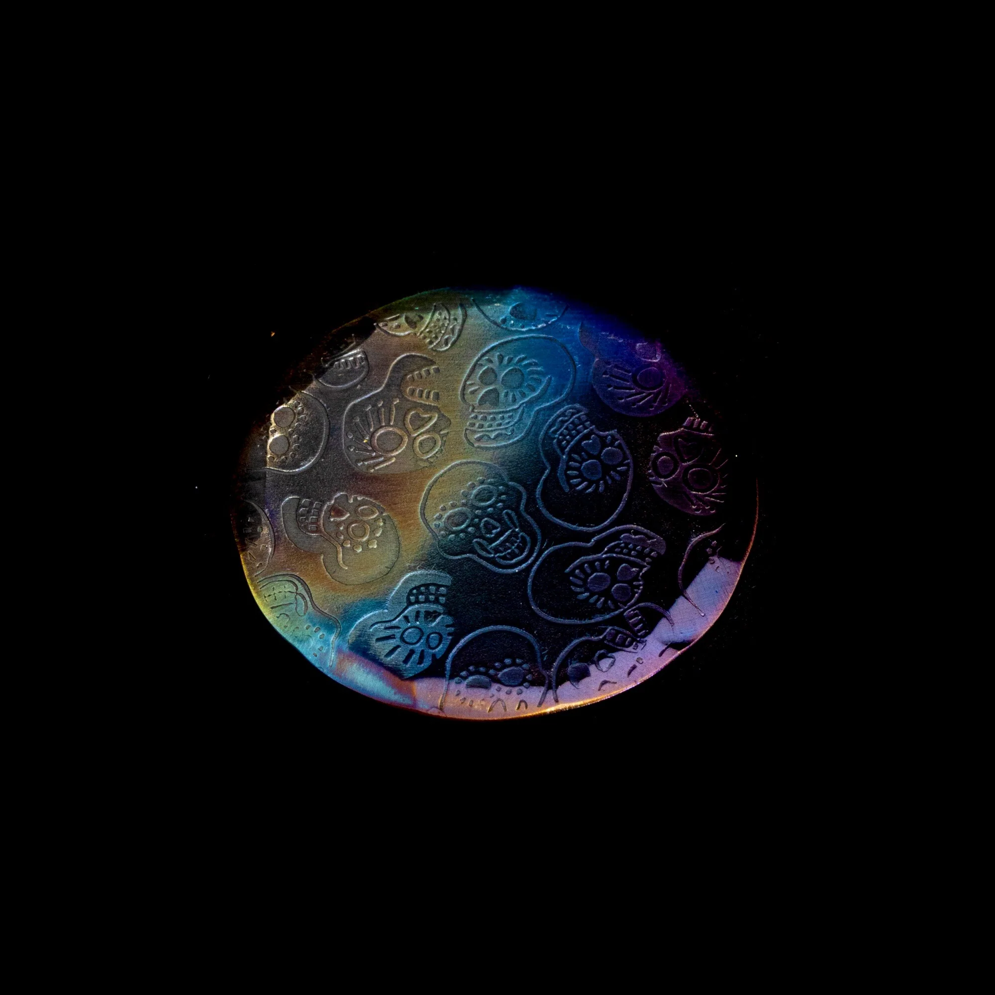 Hand Forged® Pendleton® Sugar Skulls Ball Marker - Oil Can - Image 3